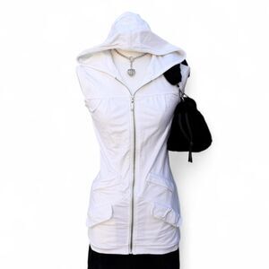 MM Couture By Miss Me White Sleeveless Zipper Hoodie With Pockets Size S-M